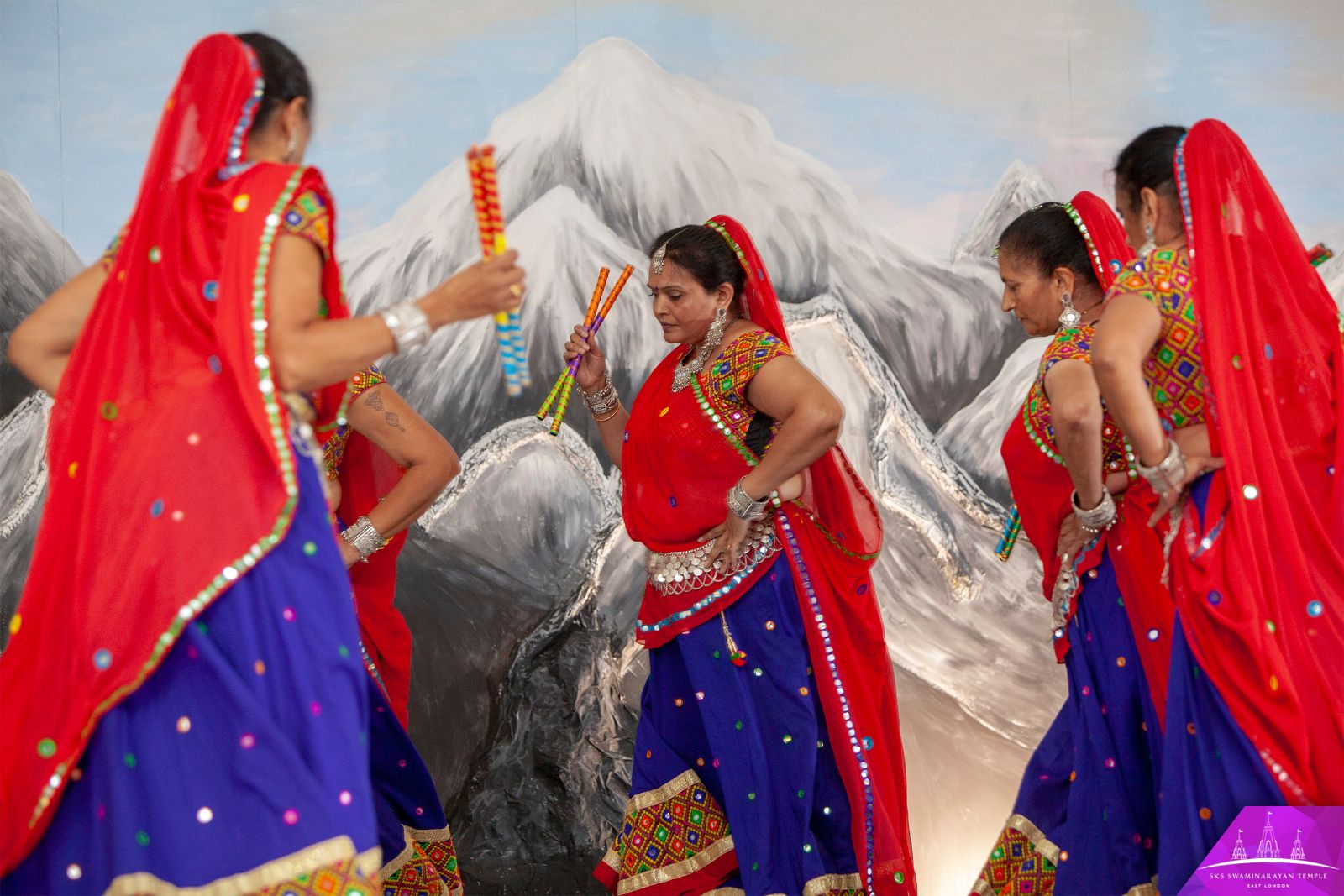 ©1987-2017 SKS Swaminarayan Temple East London